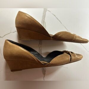 Tan-gold soft leather wedge sandals